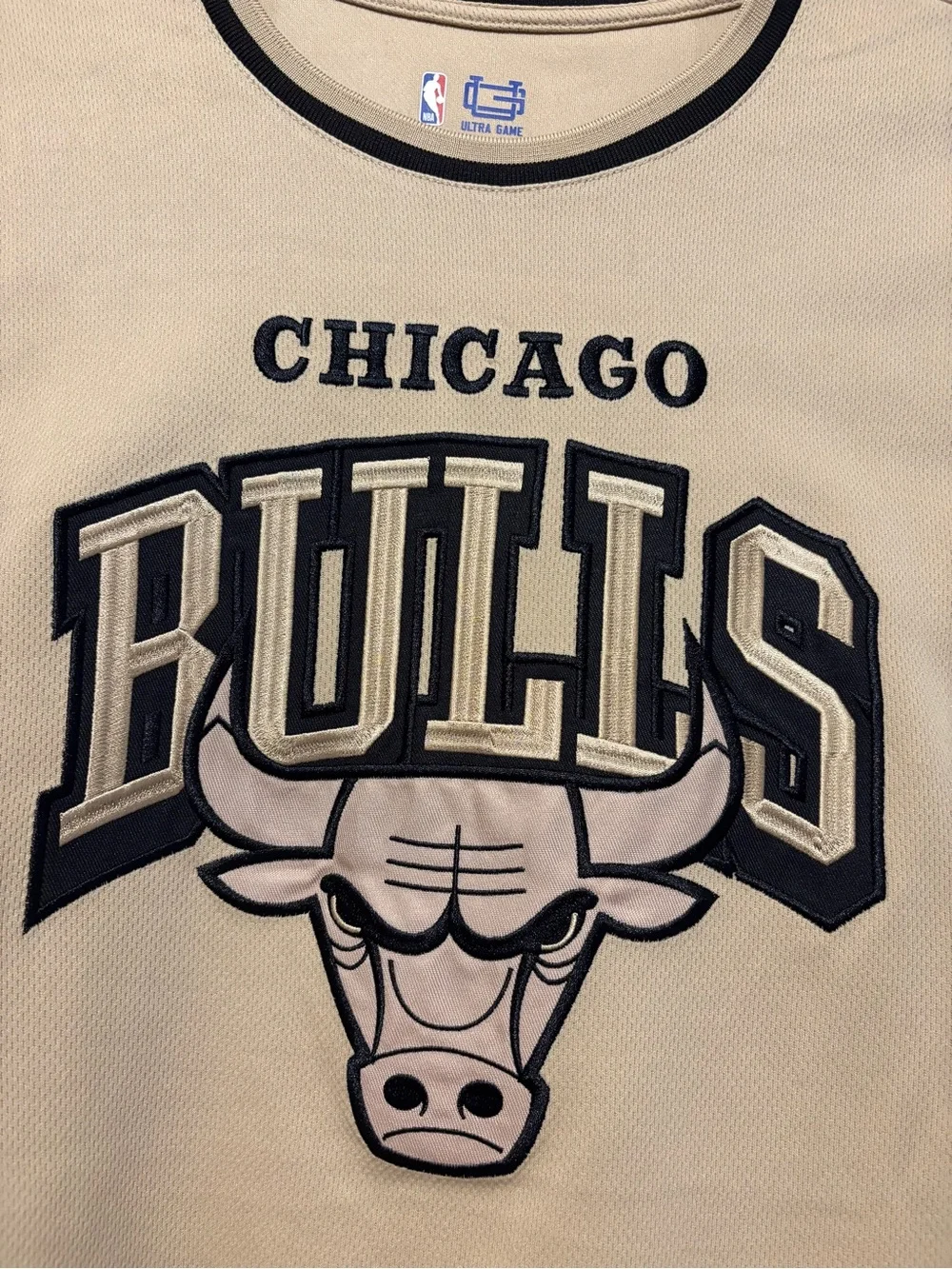 NEW Chicago Bulls Men’s Sleeveless Jersey in Beige